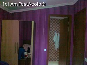 [P06] Hotel Bonus, Tbilisi - camera la etajul 3 » foto by calator65
 - 
<span class="allrVoted glyphicon glyphicon-heart hidden" id="av808460"></span>
<a class="m-l-10 hidden" id="sv808460" onclick="voting_Foto_DelVot(,808460,21246)" role="button">șterge vot <span class="glyphicon glyphicon-remove"></span></a>
<a id="v9808460" class=" c-red"  onclick="voting_Foto_SetVot(808460)" role="button"><span class="glyphicon glyphicon-heart-empty"></span> <b>LIKE</b> = Votează poza</a> <img class="hidden"  id="f808460W9" src="/imagini/loader.gif" border="0" /><span class="AjErrMes hidden" id="e808460ErM"></span>