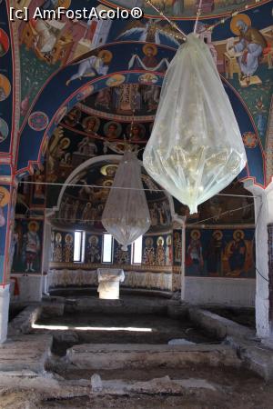 [P12] Mănăstirea Slănic, Argeş, Se lucrează şi se pictează în biserică » foto by mprofeanu
 - 
<span class="allrVoted glyphicon glyphicon-heart hidden" id="av938935"></span>
<a class="m-l-10 hidden" id="sv938935" onclick="voting_Foto_DelVot(,938935,21248)" role="button">șterge vot <span class="glyphicon glyphicon-remove"></span></a>
<a id="v9938935" class=" c-red"  onclick="voting_Foto_SetVot(938935)" role="button"><span class="glyphicon glyphicon-heart-empty"></span> <b>LIKE</b> = Votează poza</a> <img class="hidden"  id="f938935W9" src="/imagini/loader.gif" border="0" /><span class="AjErrMes hidden" id="e938935ErM"></span>