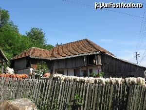 [P29] Lână pusă la uscat...  » foto by tata123 🔱
 - 
<span class="allrVoted glyphicon glyphicon-heart hidden" id="av618822"></span>
<a class="m-l-10 hidden" id="sv618822" onclick="voting_Foto_DelVot(,618822,21248)" role="button">șterge vot <span class="glyphicon glyphicon-remove"></span></a>
<a id="v9618822" class=" c-red"  onclick="voting_Foto_SetVot(618822)" role="button"><span class="glyphicon glyphicon-heart-empty"></span> <b>LIKE</b> = Votează poza</a> <img class="hidden"  id="f618822W9" src="/imagini/loader.gif" border="0" /><span class="AjErrMes hidden" id="e618822ErM"></span>