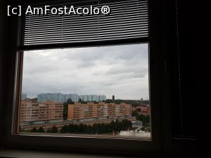 [P11] Privelistea din camera pe la ora 3 dimineața » foto by tripyy
 - 
<span class="allrVoted glyphicon glyphicon-heart hidden" id="av880992"></span>
<a class="m-l-10 hidden" id="sv880992" onclick="voting_Foto_DelVot(,880992,21249)" role="button">șterge vot <span class="glyphicon glyphicon-remove"></span></a>
<a id="v9880992" class=" c-red"  onclick="voting_Foto_SetVot(880992)" role="button"><span class="glyphicon glyphicon-heart-empty"></span> <b>LIKE</b> = Votează poza</a> <img class="hidden"  id="f880992W9" src="/imagini/loader.gif" border="0" /><span class="AjErrMes hidden" id="e880992ErM"></span>