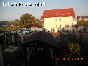 [P21] parcarea pensiunii Casa Simoni » foto by zlatna
 - 
<span class="allrVoted glyphicon glyphicon-heart hidden" id="av916353"></span>
<a class="m-l-10 hidden" id="sv916353" onclick="voting_Foto_DelVot(,916353,21278)" role="button">șterge vot <span class="glyphicon glyphicon-remove"></span></a>
<a id="v9916353" class=" c-red"  onclick="voting_Foto_SetVot(916353)" role="button"><span class="glyphicon glyphicon-heart-empty"></span> <b>LIKE</b> = Votează poza</a> <img class="hidden"  id="f916353W9" src="/imagini/loader.gif" border="0" /><span class="AjErrMes hidden" id="e916353ErM"></span>