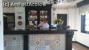 [P33] Barul, deosebit placat. Pe ușa din spate se intră la toaleta restaurantului. În viața mea nu am făcut o fotografie în toaleta unui restaurant dar aici nu m-am putut abține.  » foto by Aurici
 - 
<span class="allrVoted glyphicon glyphicon-heart hidden" id="av815738"></span>
<a class="m-l-10 hidden" id="sv815738" onclick="voting_Foto_DelVot(,815738,21304)" role="button">șterge vot <span class="glyphicon glyphicon-remove"></span></a>
<a id="v9815738" class=" c-red"  onclick="voting_Foto_SetVot(815738)" role="button"><span class="glyphicon glyphicon-heart-empty"></span> <b>LIKE</b> = Votează poza</a> <img class="hidden"  id="f815738W9" src="/imagini/loader.gif" border="0" /><span class="AjErrMes hidden" id="e815738ErM"></span>