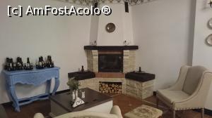 [P35] Colțul șemineului din restaurant.  » foto by Aurici
 - 
<span class="allrVoted glyphicon glyphicon-heart hidden" id="av815740"></span>
<a class="m-l-10 hidden" id="sv815740" onclick="voting_Foto_DelVot(,815740,21304)" role="button">șterge vot <span class="glyphicon glyphicon-remove"></span></a>
<a id="v9815740" class=" c-red"  onclick="voting_Foto_SetVot(815740)" role="button"><span class="glyphicon glyphicon-heart-empty"></span> <b>LIKE</b> = Votează poza</a> <img class="hidden"  id="f815740W9" src="/imagini/loader.gif" border="0" /><span class="AjErrMes hidden" id="e815740ErM"></span>