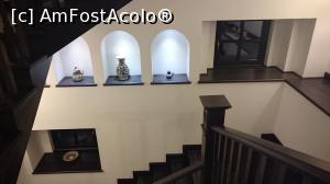 [P48] Nici casa scării nu este mai prejos în ceea ce privește designul.  » foto by Aurici
 - 
<span class="allrVoted glyphicon glyphicon-heart hidden" id="av815753"></span>
<a class="m-l-10 hidden" id="sv815753" onclick="voting_Foto_DelVot(,815753,21304)" role="button">șterge vot <span class="glyphicon glyphicon-remove"></span></a>
<a id="v9815753" class=" c-red"  onclick="voting_Foto_SetVot(815753)" role="button"><span class="glyphicon glyphicon-heart-empty"></span> <b>LIKE</b> = Votează poza</a> <img class="hidden"  id="f815753W9" src="/imagini/loader.gif" border="0" /><span class="AjErrMes hidden" id="e815753ErM"></span>