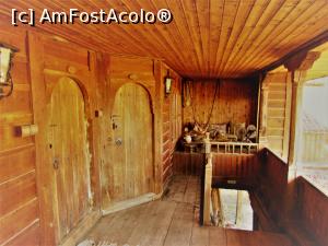 [P30] Intrarile in celelalte 2 camere de la etaj si patul din cealalta latura a verandei » foto by Testosu'
 - 
<span class="allrVoted glyphicon glyphicon-heart hidden" id="av817731"></span>
<a class="m-l-10 hidden" id="sv817731" onclick="voting_Foto_DelVot(,817731,21323)" role="button">șterge vot <span class="glyphicon glyphicon-remove"></span></a>
<a id="v9817731" class=" c-red"  onclick="voting_Foto_SetVot(817731)" role="button"><span class="glyphicon glyphicon-heart-empty"></span> <b>LIKE</b> = Votează poza</a> <img class="hidden"  id="f817731W9" src="/imagini/loader.gif" border="0" /><span class="AjErrMes hidden" id="e817731ErM"></span>