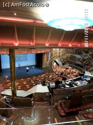 [P41] Teatrul Osiris, pe trei punți » foto by Alina53
 - 
<span class="allrVoted glyphicon glyphicon-heart hidden" id="av825115"></span>
<a class="m-l-10 hidden" id="sv825115" onclick="voting_Foto_DelVot(,825115,21381)" role="button">șterge vot <span class="glyphicon glyphicon-remove"></span></a>
<a id="v9825115" class=" c-red"  onclick="voting_Foto_SetVot(825115)" role="button"><span class="glyphicon glyphicon-heart-empty"></span> <b>LIKE</b> = Votează poza</a> <img class="hidden"  id="f825115W9" src="/imagini/loader.gif" border="0" /><span class="AjErrMes hidden" id="e825115ErM"></span>