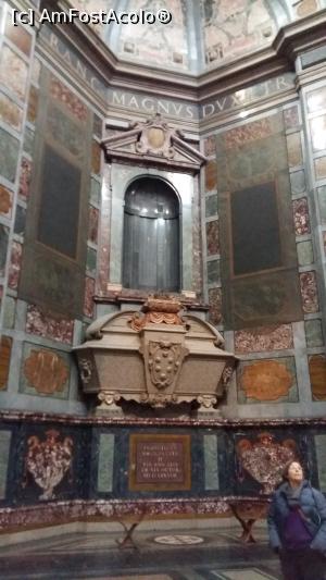 [P05] “ Cappella dei Principi” (Capela Printilor)  » foto by miha70
 - 
<span class="allrVoted glyphicon glyphicon-heart hidden" id="av836170"></span>
<a class="m-l-10 hidden" id="sv836170" onclick="voting_Foto_DelVot(,836170,21403)" role="button">șterge vot <span class="glyphicon glyphicon-remove"></span></a>
<a id="v9836170" class=" c-red"  onclick="voting_Foto_SetVot(836170)" role="button"><span class="glyphicon glyphicon-heart-empty"></span> <b>LIKE</b> = Votează poza</a> <img class="hidden"  id="f836170W9" src="/imagini/loader.gif" border="0" /><span class="AjErrMes hidden" id="e836170ErM"></span>