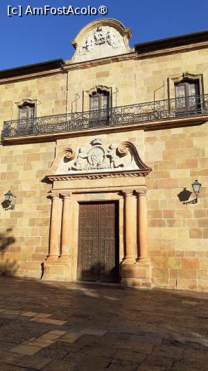 [P55] Puerta de la Limosna din Piața Corrada del Obispo » foto by Mitica49
 - 
<span class="allrVoted glyphicon glyphicon-heart hidden" id="av1424221"></span>
<a class="m-l-10 hidden" id="sv1424221" onclick="voting_Foto_DelVot(,1424221,21454)" role="button">șterge vot <span class="glyphicon glyphicon-remove"></span></a>
<a id="v91424221" class=" c-red"  onclick="voting_Foto_SetVot(1424221)" role="button"><span class="glyphicon glyphicon-heart-empty"></span> <b>LIKE</b> = Votează poza</a> <img class="hidden"  id="f1424221W9" src="/imagini/loader.gif" border="0" /><span class="AjErrMes hidden" id="e1424221ErM"></span>