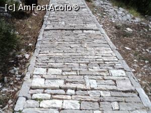 [P09] Poteca pietruita ce merge spre punctul de belvedere » foto by adrianaglogo
 - 
<span class="allrVoted glyphicon glyphicon-heart hidden" id="av830836"></span>
<a class="m-l-10 hidden" id="sv830836" onclick="voting_Foto_DelVot(,830836,21484)" role="button">șterge vot <span class="glyphicon glyphicon-remove"></span></a>
<a id="v9830836" class=" c-red"  onclick="voting_Foto_SetVot(830836)" role="button"><span class="glyphicon glyphicon-heart-empty"></span> <b>LIKE</b> = Votează poza</a> <img class="hidden"  id="f830836W9" src="/imagini/loader.gif" border="0" /><span class="AjErrMes hidden" id="e830836ErM"></span>