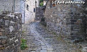 [P19] Case din piatră în satul Mikro Papingo, regiunea Epir, Grecia.  » foto by traian.leuca †
 - 
<span class="allrVoted glyphicon glyphicon-heart hidden" id="av574439"></span>
<a class="m-l-10 hidden" id="sv574439" onclick="voting_Foto_DelVot(,574439,21484)" role="button">șterge vot <span class="glyphicon glyphicon-remove"></span></a>
<a id="v9574439" class=" c-red"  onclick="voting_Foto_SetVot(574439)" role="button"><span class="glyphicon glyphicon-heart-empty"></span> <b>LIKE</b> = Votează poza</a> <img class="hidden"  id="f574439W9" src="/imagini/loader.gif" border="0" /><span class="AjErrMes hidden" id="e574439ErM"></span>