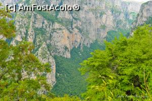 [P81] Canionul Vikos la Oxya.  » foto by Vlahos2003
 - 
<span class="allrVoted glyphicon glyphicon-heart hidden" id="av713655"></span>
<a class="m-l-10 hidden" id="sv713655" onclick="voting_Foto_DelVot(,713655,21484)" role="button">șterge vot <span class="glyphicon glyphicon-remove"></span></a>
<a id="v9713655" class=" c-red"  onclick="voting_Foto_SetVot(713655)" role="button"><span class="glyphicon glyphicon-heart-empty"></span> <b>LIKE</b> = Votează poza</a> <img class="hidden"  id="f713655W9" src="/imagini/loader.gif" border="0" /><span class="AjErrMes hidden" id="e713655ErM"></span>