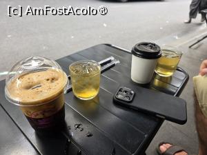[P63] La o cafea pe trotuar... » foto by crismis
 - 
<span class="allrVoted glyphicon glyphicon-heart hidden" id="av1535480"></span>
<a class="m-l-10 hidden" id="sv1535480" onclick="voting_Foto_DelVot(,1535480,21496)" role="button">șterge vot <span class="glyphicon glyphicon-remove"></span></a>
<a id="v91535480" class=" c-red"  onclick="voting_Foto_SetVot(1535480)" role="button"><span class="glyphicon glyphicon-heart-empty"></span> <b>LIKE</b> = Votează poza</a> <img class="hidden"  id="f1535480W9" src="/imagini/loader.gif" border="0" /><span class="AjErrMes hidden" id="e1535480ErM"></span>