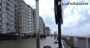 [P14] Faleza din Oostende.  » foto by Carmen Ion
 - 
<span class="allrVoted glyphicon glyphicon-heart hidden" id="av683596"></span>
<a class="m-l-10 hidden" id="sv683596" onclick="voting_Foto_DelVot(,683596,21502)" role="button">șterge vot <span class="glyphicon glyphicon-remove"></span></a>
<a id="v9683596" class=" c-red"  onclick="voting_Foto_SetVot(683596)" role="button"><span class="glyphicon glyphicon-heart-empty"></span> <b>LIKE</b> = Votează poza</a> <img class="hidden"  id="f683596W9" src="/imagini/loader.gif" border="0" /><span class="AjErrMes hidden" id="e683596ErM"></span>