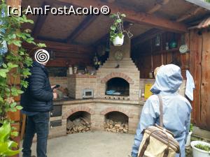 [P21] De prin curtea morii, un cuptor unde se fac bunătățuri pentru turiștii de la pensiune. » foto by maryka
 - 
<span class="allrVoted glyphicon glyphicon-heart hidden" id="av1226041"></span>
<a class="m-l-10 hidden" id="sv1226041" onclick="voting_Foto_DelVot(,1226041,21522)" role="button">șterge vot <span class="glyphicon glyphicon-remove"></span></a>
<a id="v91226041" class=" c-red"  onclick="voting_Foto_SetVot(1226041)" role="button"><span class="glyphicon glyphicon-heart-empty"></span> <b>LIKE</b> = Votează poza</a> <img class="hidden"  id="f1226041W9" src="/imagini/loader.gif" border="0" /><span class="AjErrMes hidden" id="e1226041ErM"></span>