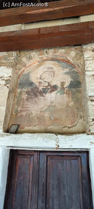 [P33] Old Nikiti - capela „Adormirea Maicii Domnului” - frescă de secol al XVII-lea. » foto by tata123 🔱
 - 
<span class="allrVoted glyphicon glyphicon-heart hidden" id="av1500250"></span>
<a class="m-l-10 hidden" id="sv1500250" onclick="voting_Foto_DelVot(,1500250,21533)" role="button">șterge vot <span class="glyphicon glyphicon-remove"></span></a>
<a id="v91500250" class=" c-red"  onclick="voting_Foto_SetVot(1500250)" role="button"><span class="glyphicon glyphicon-heart-empty"></span> <b>LIKE</b> = Votează poza</a> <img class="hidden"  id="f1500250W9" src="/imagini/loader.gif" border="0" /><span class="AjErrMes hidden" id="e1500250ErM"></span>