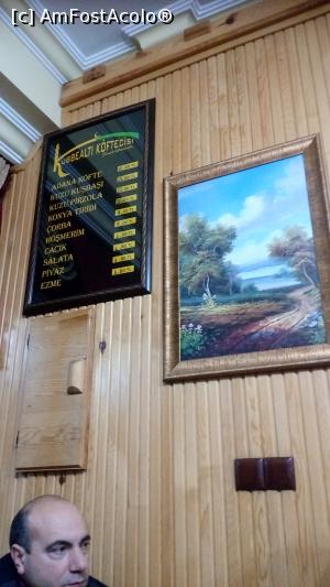 [P05] meniul simplu dar atat de bogat de la Kubbealti Koftecisi: Chiofte, ciorba, Salata, Pirzola, Dar mai ales TIRIDI.  » foto by senateo
 - 
<span class="allrVoted glyphicon glyphicon-heart hidden" id="av833898"></span>
<a class="m-l-10 hidden" id="sv833898" onclick="voting_Foto_DelVot(,833898,21547)" role="button">șterge vot <span class="glyphicon glyphicon-remove"></span></a>
<a id="v9833898" class=" c-red"  onclick="voting_Foto_SetVot(833898)" role="button"><span class="glyphicon glyphicon-heart-empty"></span> <b>LIKE</b> = Votează poza</a> <img class="hidden"  id="f833898W9" src="/imagini/loader.gif" border="0" /><span class="AjErrMes hidden" id="e833898ErM"></span>