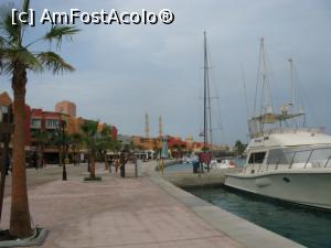 [P04] Marina – promenada Hurghadei, un loc potrivit pentru a admira marea si ambarcatiunile » foto by angela_tudose
 - 
<span class="allrVoted glyphicon glyphicon-heart hidden" id="av836128"></span>
<a class="m-l-10 hidden" id="sv836128" onclick="voting_Foto_DelVot(,836128,21590)" role="button">șterge vot <span class="glyphicon glyphicon-remove"></span></a>
<a id="v9836128" class=" c-red"  onclick="voting_Foto_SetVot(836128)" role="button"><span class="glyphicon glyphicon-heart-empty"></span> <b>LIKE</b> = Votează poza</a> <img class="hidden"  id="f836128W9" src="/imagini/loader.gif" border="0" /><span class="AjErrMes hidden" id="e836128ErM"></span>