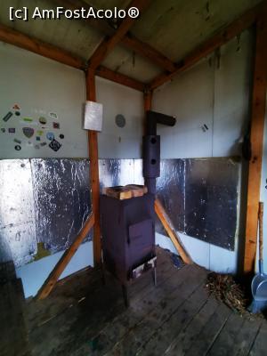 [P18] Refugiul de sub Bistricior » foto by cata2106
 - 
<span class="allrVoted glyphicon glyphicon-heart hidden" id="av1200062"></span>
<a class="m-l-10 hidden" id="sv1200062" onclick="voting_Foto_DelVot(,1200062,21597)" role="button">șterge vot <span class="glyphicon glyphicon-remove"></span></a>
<a id="v91200062" class=" c-red"  onclick="voting_Foto_SetVot(1200062)" role="button"><span class="glyphicon glyphicon-heart-empty"></span> <b>LIKE</b> = Votează poza</a> <img class="hidden"  id="f1200062W9" src="/imagini/loader.gif" border="0" /><span class="AjErrMes hidden" id="e1200062ErM"></span>