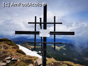 [P26] Vf. Negoiu Unguresc » foto by cata2106
 - 
<span class="allrVoted glyphicon glyphicon-heart hidden" id="av1256266"></span>
<a class="m-l-10 hidden" id="sv1256266" onclick="voting_Foto_DelVot(,1256266,21597)" role="button">șterge vot <span class="glyphicon glyphicon-remove"></span></a>
<a id="v91256266" class=" c-red"  onclick="voting_Foto_SetVot(1256266)" role="button"><span class="glyphicon glyphicon-heart-empty"></span> <b>LIKE</b> = Votează poza</a> <img class="hidden"  id="f1256266W9" src="/imagini/loader.gif" border="0" /><span class="AjErrMes hidden" id="e1256266ErM"></span>