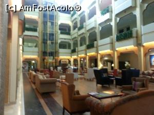 [P15] Five Continents Ghantoot Beach Resort - prin lobby » foto by nicole33
 - 
<span class="allrVoted glyphicon glyphicon-heart hidden" id="av838190"></span>
<a class="m-l-10 hidden" id="sv838190" onclick="voting_Foto_DelVot(,838190,21646)" role="button">șterge vot <span class="glyphicon glyphicon-remove"></span></a>
<a id="v9838190" class=" c-red"  onclick="voting_Foto_SetVot(838190)" role="button"><span class="glyphicon glyphicon-heart-empty"></span> <b>LIKE</b> = Votează poza</a> <img class="hidden"  id="f838190W9" src="/imagini/loader.gif" border="0" /><span class="AjErrMes hidden" id="e838190ErM"></span>