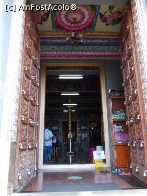 [P21] Porțile larg deschise ne invită înăuntru » foto by Alina53
 - 
<span class="allrVoted glyphicon glyphicon-heart hidden" id="av840400"></span>
<a class="m-l-10 hidden" id="sv840400" onclick="voting_Foto_DelVot(,840400,21689)" role="button">șterge vot <span class="glyphicon glyphicon-remove"></span></a>
<a id="v9840400" class=" c-red"  onclick="voting_Foto_SetVot(840400)" role="button"><span class="glyphicon glyphicon-heart-empty"></span> <b>LIKE</b> = Votează poza</a> <img class="hidden"  id="f840400W9" src="/imagini/loader.gif" border="0" /><span class="AjErrMes hidden" id="e840400ErM"></span>