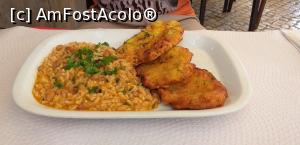 [P15] Restaurantul Jardim dos Frangos, pataniscas de bacalhau (chiftele de bacalhau) cu garnitură de orez şi fasole » foto by irinad
 - 
<span class="allrVoted glyphicon glyphicon-heart hidden" id="av1293882"></span>
<a class="m-l-10 hidden" id="sv1293882" onclick="voting_Foto_DelVot(,1293882,21703)" role="button">șterge vot <span class="glyphicon glyphicon-remove"></span></a>
<a id="v91293882" class=" c-red"  onclick="voting_Foto_SetVot(1293882)" role="button"><span class="glyphicon glyphicon-heart-empty"></span> <b>LIKE</b> = Votează poza</a> <img class="hidden"  id="f1293882W9" src="/imagini/loader.gif" border="0" /><span class="AjErrMes hidden" id="e1293882ErM"></span>