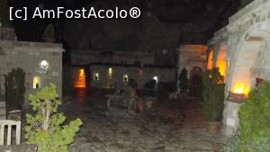 [P03] Grand Cave Suites-aceeasi curte interioara, pe timpul noptii » foto by chrisstina
 - 
<span class="allrVoted glyphicon glyphicon-heart hidden" id="av841391"></span>
<a class="m-l-10 hidden" id="sv841391" onclick="voting_Foto_DelVot(,841391,21707)" role="button">șterge vot <span class="glyphicon glyphicon-remove"></span></a>
<a id="v9841391" class=" c-red"  onclick="voting_Foto_SetVot(841391)" role="button"><span class="glyphicon glyphicon-heart-empty"></span> <b>LIKE</b> = Votează poza</a> <img class="hidden"  id="f841391W9" src="/imagini/loader.gif" border="0" /><span class="AjErrMes hidden" id="e841391ErM"></span>
