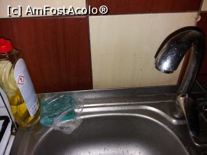 [P07] Chiuvetă din bucătărie împuțită şi buretele de vase era la fel. Detergentul de vase şi buretele care se vede sunt cumparate de mine.  » foto by getitaro
 - 
<span class="allrVoted glyphicon glyphicon-heart hidden" id="av847624"></span>
<a class="m-l-10 hidden" id="sv847624" onclick="voting_Foto_DelVot(,847624,21805)" role="button">șterge vot <span class="glyphicon glyphicon-remove"></span></a>
<a id="v9847624" class=" c-red"  onclick="voting_Foto_SetVot(847624)" role="button"><span class="glyphicon glyphicon-heart-empty"></span> <b>LIKE</b> = Votează poza</a> <img class="hidden"  id="f847624W9" src="/imagini/loader.gif" border="0" /><span class="AjErrMes hidden" id="e847624ErM"></span>