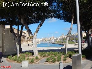 [P26] Vedere spre Dockyard Creek, situat între Senglea și Vittoriosa.  » foto by Costi
 - 
<span class="allrVoted glyphicon glyphicon-heart hidden" id="av718613"></span>
<a class="m-l-10 hidden" id="sv718613" onclick="voting_Foto_DelVot(,718613,21813)" role="button">șterge vot <span class="glyphicon glyphicon-remove"></span></a>
<a id="v9718613" class=" c-red"  onclick="voting_Foto_SetVot(718613)" role="button"><span class="glyphicon glyphicon-heart-empty"></span> <b>LIKE</b> = Votează poza</a> <img class="hidden"  id="f718613W9" src="/imagini/loader.gif" border="0" /><span class="AjErrMes hidden" id="e718613ErM"></span>