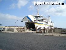 [P17] Între insula Malta și Gozo legătura se face cu feribotul. » foto by Utube
 - 
<span class="allrVoted glyphicon glyphicon-heart hidden" id="av136806"></span>
<a class="m-l-10 hidden" id="sv136806" onclick="voting_Foto_DelVot(,136806,21813)" role="button">șterge vot <span class="glyphicon glyphicon-remove"></span></a>
<a id="v9136806" class=" c-red"  onclick="voting_Foto_SetVot(136806)" role="button"><span class="glyphicon glyphicon-heart-empty"></span> <b>LIKE</b> = Votează poza</a> <img class="hidden"  id="f136806W9" src="/imagini/loader.gif" border="0" /><span class="AjErrMes hidden" id="e136806ErM"></span>