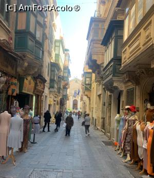 [P09] În drum spre Catedrala St. John » foto by apolegio
 - 
<span class="allrVoted glyphicon glyphicon-heart hidden" id="av1482631"></span>
<a class="m-l-10 hidden" id="sv1482631" onclick="voting_Foto_DelVot(,1482631,21813)" role="button">șterge vot <span class="glyphicon glyphicon-remove"></span></a>
<a id="v91482631" class=" c-red"  onclick="voting_Foto_SetVot(1482631)" role="button"><span class="glyphicon glyphicon-heart-empty"></span> <b>LIKE</b> = Votează poza</a> <img class="hidden"  id="f1482631W9" src="/imagini/loader.gif" border="0" /><span class="AjErrMes hidden" id="e1482631ErM"></span>