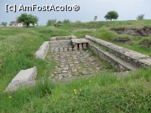 [P16] Clădirea cu hypocaust: sistem de încălzire prin podea cu ajutorul aerului cald - Cetatea Sucidava.  » foto by tata123 🔱
 - 
<span class="allrVoted glyphicon glyphicon-heart hidden" id="av850747"></span>
<a class="m-l-10 hidden" id="sv850747" onclick="voting_Foto_DelVot(,850747,21840)" role="button">șterge vot <span class="glyphicon glyphicon-remove"></span></a>
<a id="v9850747" class=" c-red"  onclick="voting_Foto_SetVot(850747)" role="button"><span class="glyphicon glyphicon-heart-empty"></span> <b>LIKE</b> = Votează poza</a> <img class="hidden"  id="f850747W9" src="/imagini/loader.gif" border="0" /><span class="AjErrMes hidden" id="e850747ErM"></span>