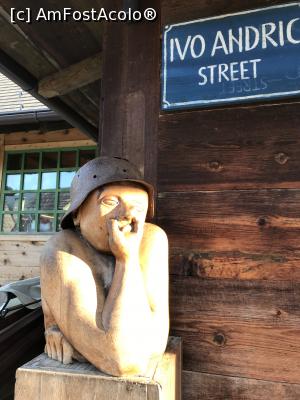 [P03] La intrarea în sat » foto by krisstinna
 - 
<span class="allrVoted glyphicon glyphicon-heart hidden" id="av1119408"></span>
<a class="m-l-10 hidden" id="sv1119408" onclick="voting_Foto_DelVot(,1119408,21860)" role="button">șterge vot <span class="glyphicon glyphicon-remove"></span></a>
<a id="v91119408" class=" c-red"  onclick="voting_Foto_SetVot(1119408)" role="button"><span class="glyphicon glyphicon-heart-empty"></span> <b>LIKE</b> = Votează poza</a> <img class="hidden"  id="f1119408W9" src="/imagini/loader.gif" border="0" /><span class="AjErrMes hidden" id="e1119408ErM"></span>