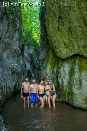 [P01] Intrarea in canionul cheilor Crivadiei » foto by raducondurache
 - 
<span class="allrVoted glyphicon glyphicon-heart hidden" id="av1247204"></span>
<a class="m-l-10 hidden" id="sv1247204" onclick="voting_Foto_DelVot(,1247204,21910)" role="button">șterge vot <span class="glyphicon glyphicon-remove"></span></a>
<a id="v91247204" class=" c-red"  onclick="voting_Foto_SetVot(1247204)" role="button"><span class="glyphicon glyphicon-heart-empty"></span> <b>LIKE</b> = Votează poza</a> <img class="hidden"  id="f1247204W9" src="/imagini/loader.gif" border="0" /><span class="AjErrMes hidden" id="e1247204ErM"></span>