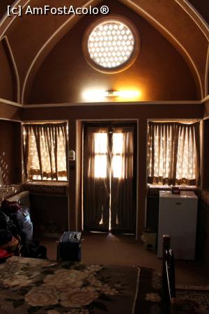 [P18] Kashan, Casa de Oaspeți Ehsan, Cameră tradițională, deosebită forma interioară » foto by mprofeanu
 - 
<span class="allrVoted glyphicon glyphicon-heart hidden" id="av856459"></span>
<a class="m-l-10 hidden" id="sv856459" onclick="voting_Foto_DelVot(,856459,21921)" role="button">șterge vot <span class="glyphicon glyphicon-remove"></span></a>
<a id="v9856459" class=" c-red"  onclick="voting_Foto_SetVot(856459)" role="button"><span class="glyphicon glyphicon-heart-empty"></span> <b>LIKE</b> = Votează poza</a> <img class="hidden"  id="f856459W9" src="/imagini/loader.gif" border="0" /><span class="AjErrMes hidden" id="e856459ErM"></span>