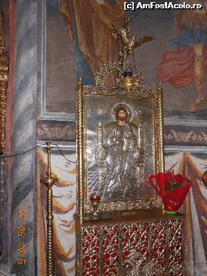 [P19] Mănăstirea Nucet - Iisus Hristos, icoana de argint.  » foto by iulianic
 - 
<span class="allrVoted glyphicon glyphicon-heart hidden" id="av649017"></span>
<a class="m-l-10 hidden" id="sv649017" onclick="voting_Foto_DelVot(,649017,21922)" role="button">șterge vot <span class="glyphicon glyphicon-remove"></span></a>
<a id="v9649017" class=" c-red"  onclick="voting_Foto_SetVot(649017)" role="button"><span class="glyphicon glyphicon-heart-empty"></span> <b>LIKE</b> = Votează poza</a> <img class="hidden"  id="f649017W9" src="/imagini/loader.gif" border="0" /><span class="AjErrMes hidden" id="e649017ErM"></span>