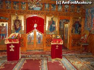 [P25] Mănăstirea Nucet - Paraclisul în interior.  » foto by iulianic
 - 
<span class="allrVoted glyphicon glyphicon-heart hidden" id="av649023"></span>
<a class="m-l-10 hidden" id="sv649023" onclick="voting_Foto_DelVot(,649023,21922)" role="button">șterge vot <span class="glyphicon glyphicon-remove"></span></a>
<a id="v9649023" class=" c-red"  onclick="voting_Foto_SetVot(649023)" role="button"><span class="glyphicon glyphicon-heart-empty"></span> <b>LIKE</b> = Votează poza</a> <img class="hidden"  id="f649023W9" src="/imagini/loader.gif" border="0" /><span class="AjErrMes hidden" id="e649023ErM"></span>