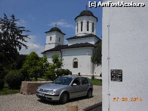 [P08] Mănăstirea Nucet - Pentru cei interesaţi, panouri informative.  » foto by iulianic
 - 
<span class="allrVoted glyphicon glyphicon-heart hidden" id="av649006"></span>
<a class="m-l-10 hidden" id="sv649006" onclick="voting_Foto_DelVot(,649006,21922)" role="button">șterge vot <span class="glyphicon glyphicon-remove"></span></a>
<a id="v9649006" class=" c-red"  onclick="voting_Foto_SetVot(649006)" role="button"><span class="glyphicon glyphicon-heart-empty"></span> <b>LIKE</b> = Votează poza</a> <img class="hidden"  id="f649006W9" src="/imagini/loader.gif" border="0" /><span class="AjErrMes hidden" id="e649006ErM"></span>