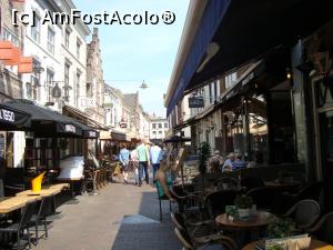 [P22] Pieton pe strazile vechi ale orasului, aproape neschimbate din Evul Mediu.  » foto by mireille
 - 
<span class="allrVoted glyphicon glyphicon-heart hidden" id="av857211"></span>
<a class="m-l-10 hidden" id="sv857211" onclick="voting_Foto_DelVot(,857211,21937)" role="button">șterge vot <span class="glyphicon glyphicon-remove"></span></a>
<a id="v9857211" class=" c-red"  onclick="voting_Foto_SetVot(857211)" role="button"><span class="glyphicon glyphicon-heart-empty"></span> <b>LIKE</b> = Votează poza</a> <img class="hidden"  id="f857211W9" src="/imagini/loader.gif" border="0" /><span class="AjErrMes hidden" id="e857211ErM"></span>