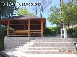 [P12] Costești - Restaurant Poliana. Foișorul este umbros și spațios.  » foto by iulianic
 - 
<span class="allrVoted glyphicon glyphicon-heart hidden" id="av857301"></span>
<a class="m-l-10 hidden" id="sv857301" onclick="voting_Foto_DelVot(,857301,21941)" role="button">șterge vot <span class="glyphicon glyphicon-remove"></span></a>
<a id="v9857301" class=" c-red"  onclick="voting_Foto_SetVot(857301)" role="button"><span class="glyphicon glyphicon-heart-empty"></span> <b>LIKE</b> = Votează poza</a> <img class="hidden"  id="f857301W9" src="/imagini/loader.gif" border="0" /><span class="AjErrMes hidden" id="e857301ErM"></span>