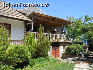 [P16] Butuceni - Restaurantul Eco Resort, casele din curte.  » foto by iulianic
 - 
<span class="allrVoted glyphicon glyphicon-heart hidden" id="av857898"></span>
<a class="m-l-10 hidden" id="sv857898" onclick="voting_Foto_DelVot(,857898,21955)" role="button">șterge vot <span class="glyphicon glyphicon-remove"></span></a>
<a id="v9857898" class=" c-red"  onclick="voting_Foto_SetVot(857898)" role="button"><span class="glyphicon glyphicon-heart-empty"></span> <b>LIKE</b> = Votează poza</a> <img class="hidden"  id="f857898W9" src="/imagini/loader.gif" border="0" /><span class="AjErrMes hidden" id="e857898ErM"></span>