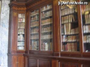 [P35] Una din camerele de bibliotecă » foto by Michi
 - 
<span class="allrVoted glyphicon glyphicon-heart hidden" id="av563519"></span>
<a class="m-l-10 hidden" id="sv563519" onclick="voting_Foto_DelVot(,563519,21978)" role="button">șterge vot <span class="glyphicon glyphicon-remove"></span></a>
<a id="v9563519" class=" c-red"  onclick="voting_Foto_SetVot(563519)" role="button"><span class="glyphicon glyphicon-heart-empty"></span> <b>LIKE</b> = Votează poza</a> <img class="hidden"  id="f563519W9" src="/imagini/loader.gif" border="0" /><span class="AjErrMes hidden" id="e563519ErM"></span>