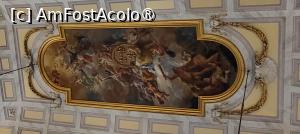 [P14] In fresca boltii, pe langa simbolul crinului sunt si armele Casei de Bourbon, sustinute de Virtuti. » foto by geani anto
 - 
<span class="allrVoted glyphicon glyphicon-heart hidden" id="av1411083"></span>
<a class="m-l-10 hidden" id="sv1411083" onclick="voting_Foto_DelVot(,1411083,21978)" role="button">șterge vot <span class="glyphicon glyphicon-remove"></span></a>
<a id="v91411083" class=" c-red"  onclick="voting_Foto_SetVot(1411083)" role="button"><span class="glyphicon glyphicon-heart-empty"></span> <b>LIKE</b> = Votează poza</a> <img class="hidden"  id="f1411083W9" src="/imagini/loader.gif" border="0" /><span class="AjErrMes hidden" id="e1411083ErM"></span>