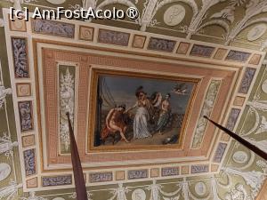 [P54] Tavanul din Prima anticamera il reprezinta pe Telemachus, protejat de sagetile lui Cupidon, de catre Minerva.  » foto by geani anto
 - 
<span class="allrVoted glyphicon glyphicon-heart hidden" id="av1411123"></span>
<a class="m-l-10 hidden" id="sv1411123" onclick="voting_Foto_DelVot(,1411123,21978)" role="button">șterge vot <span class="glyphicon glyphicon-remove"></span></a>
<a id="v91411123" class=" c-red"  onclick="voting_Foto_SetVot(1411123)" role="button"><span class="glyphicon glyphicon-heart-empty"></span> <b>LIKE</b> = Votează poza</a> <img class="hidden"  id="f1411123W9" src="/imagini/loader.gif" border="0" /><span class="AjErrMes hidden" id="e1411123ErM"></span>