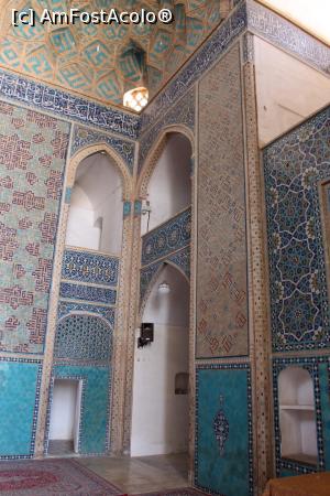 [P10] Yazd, Moscheea Vineri, interior cupolă » foto by mprofeanu
 - 
<span class="allrVoted glyphicon glyphicon-heart hidden" id="av865256"></span>
<a class="m-l-10 hidden" id="sv865256" onclick="voting_Foto_DelVot(,865256,22077)" role="button">șterge vot <span class="glyphicon glyphicon-remove"></span></a>
<a id="v9865256" class=" c-red"  onclick="voting_Foto_SetVot(865256)" role="button"><span class="glyphicon glyphicon-heart-empty"></span> <b>LIKE</b> = Votează poza</a> <img class="hidden"  id="f865256W9" src="/imagini/loader.gif" border="0" /><span class="AjErrMes hidden" id="e865256ErM"></span>