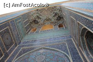 [P07] Yazd, Moscheea Vineri, Iwanul de la intrare, (detalii muqarnas și iar mozaicuri)  » foto by mprofeanu
 - 
<span class="allrVoted glyphicon glyphicon-heart hidden" id="av865253"></span>
<a class="m-l-10 hidden" id="sv865253" onclick="voting_Foto_DelVot(,865253,22077)" role="button">șterge vot <span class="glyphicon glyphicon-remove"></span></a>
<a id="v9865253" class=" c-red"  onclick="voting_Foto_SetVot(865253)" role="button"><span class="glyphicon glyphicon-heart-empty"></span> <b>LIKE</b> = Votează poza</a> <img class="hidden"  id="f865253W9" src="/imagini/loader.gif" border="0" /><span class="AjErrMes hidden" id="e865253ErM"></span>