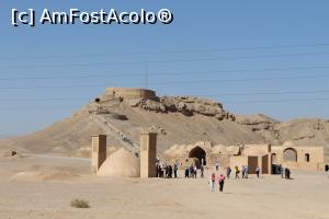 [P04] Yazd, Turnurile Tăcerii, Clădiri de pomenire, rugăciuni și caravanserai în Complex » foto by mprofeanu
 - 
<span class="allrVoted glyphicon glyphicon-heart hidden" id="av867928"></span>
<a class="m-l-10 hidden" id="sv867928" onclick="voting_Foto_DelVot(,867928,22077)" role="button">șterge vot <span class="glyphicon glyphicon-remove"></span></a>
<a id="v9867928" class=" c-red"  onclick="voting_Foto_SetVot(867928)" role="button"><span class="glyphicon glyphicon-heart-empty"></span> <b>LIKE</b> = Votează poza</a> <img class="hidden"  id="f867928W9" src="/imagini/loader.gif" border="0" /><span class="AjErrMes hidden" id="e867928ErM"></span>