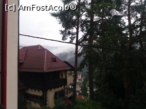 [P02] Vedere din balcon, jos catre manastirea Sinaia.  » foto by laura mihaela
 - 
<span class="allrVoted glyphicon glyphicon-heart hidden" id="av876428"></span>
<a class="m-l-10 hidden" id="sv876428" onclick="voting_Foto_DelVot(,876428,22253)" role="button">șterge vot <span class="glyphicon glyphicon-remove"></span></a>
<a id="v9876428" class=" c-red"  onclick="voting_Foto_SetVot(876428)" role="button"><span class="glyphicon glyphicon-heart-empty"></span> <b>LIKE</b> = Votează poza</a> <img class="hidden"  id="f876428W9" src="/imagini/loader.gif" border="0" /><span class="AjErrMes hidden" id="e876428ErM"></span>