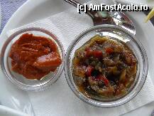 [P10] Stanga - sos de rosii cu ardei
Dreapta _Zacusca » foto by Tuica
 - 
<span class="allrVoted glyphicon glyphicon-heart hidden" id="av239953"></span>
<a class="m-l-10 hidden" id="sv239953" onclick="voting_Foto_DelVot(,239953,22302)" role="button">șterge vot <span class="glyphicon glyphicon-remove"></span></a>
<a id="v9239953" class=" c-red"  onclick="voting_Foto_SetVot(239953)" role="button"><span class="glyphicon glyphicon-heart-empty"></span> <b>LIKE</b> = Votează poza</a> <img class="hidden"  id="f239953W9" src="/imagini/loader.gif" border="0" /><span class="AjErrMes hidden" id="e239953ErM"></span>