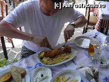 [P09] Un prieten bun  care manca Megalo Calamarul.....
Cartofii sunt cartofi cartofi....adica nu din aceeia congelati....bun bun » foto by Tuica
 - 
<span class="allrVoted glyphicon glyphicon-heart hidden" id="av239952"></span>
<a class="m-l-10 hidden" id="sv239952" onclick="voting_Foto_DelVot(,239952,22302)" role="button">șterge vot <span class="glyphicon glyphicon-remove"></span></a>
<a id="v9239952" class=" c-red"  onclick="voting_Foto_SetVot(239952)" role="button"><span class="glyphicon glyphicon-heart-empty"></span> <b>LIKE</b> = Votează poza</a> <img class="hidden"  id="f239952W9" src="/imagini/loader.gif" border="0" /><span class="AjErrMes hidden" id="e239952ErM"></span>